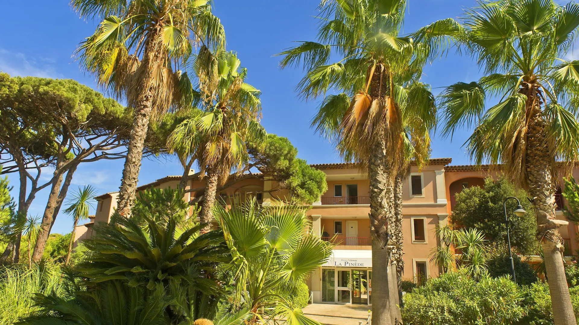 Hyères Residence Pierre & Vacances La Pinede 3*,  فرنسا