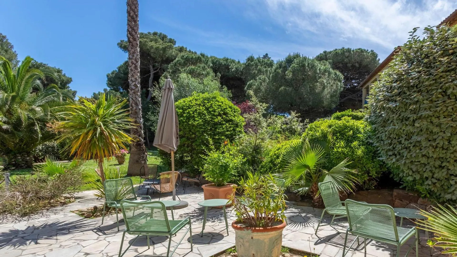 *** Aparthotel Residence Pierre & Vacances La Pinede Hyeres France