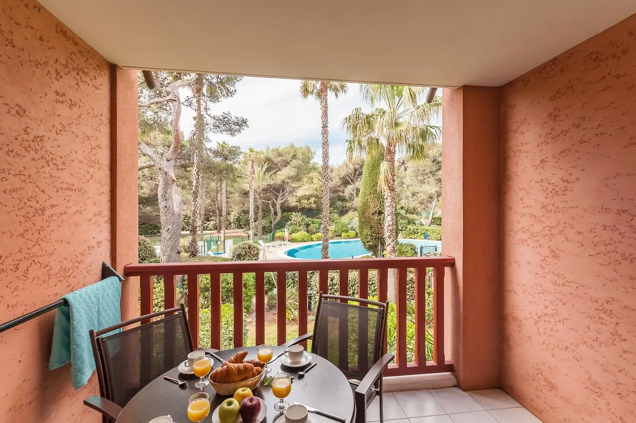 Residence Pierre & Vacances La Pinede 히에레