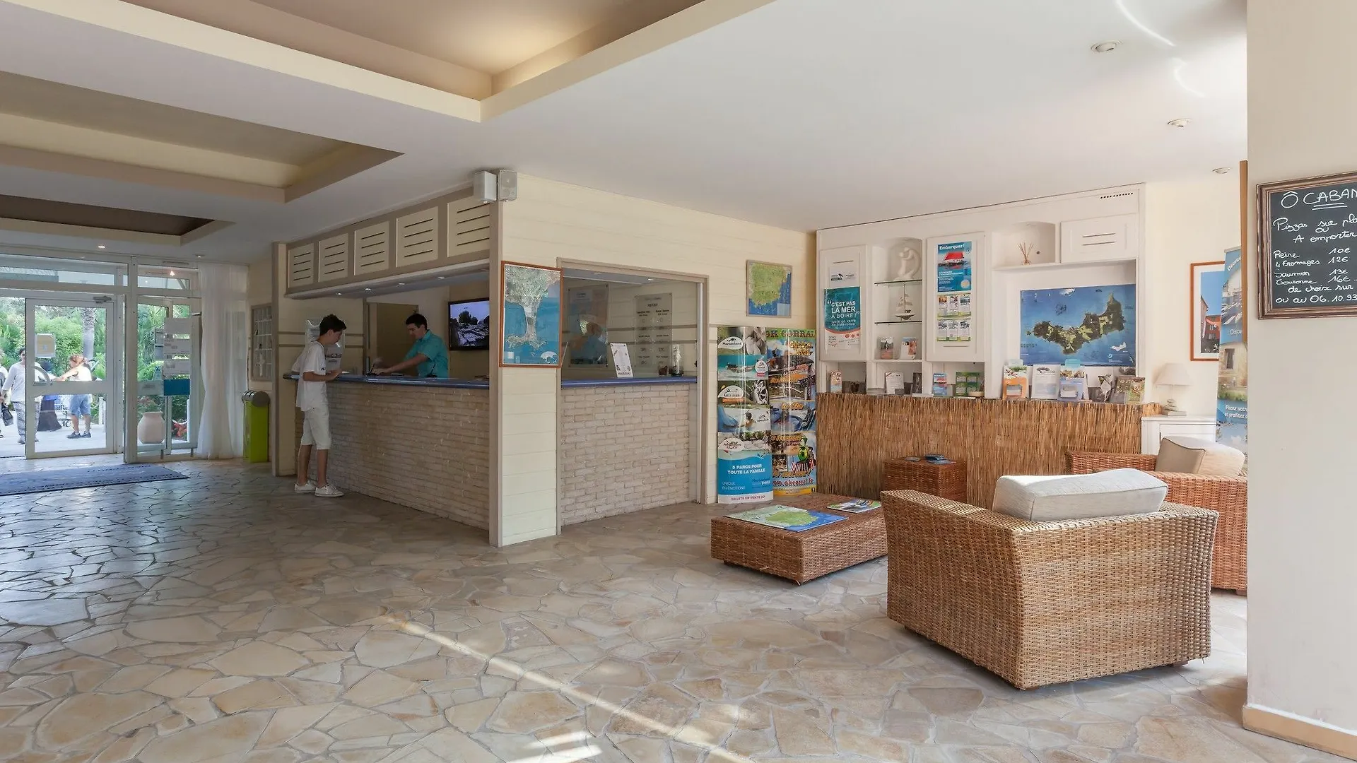 아파트호텔 Residence Pierre & Vacances La Pinede 히에레