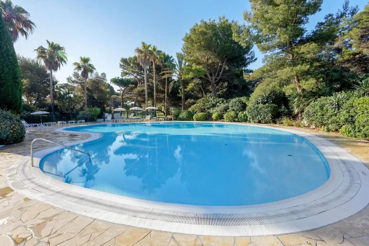 Residence Pierre & Vacances La Pinede Hyeres