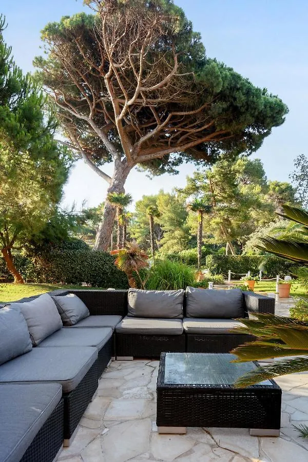 Residence Pierre & Vacances La Pinede Hyeres