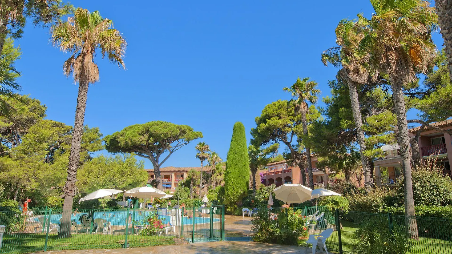 아파트호텔 Residence Pierre & Vacances La Pinede 히에레